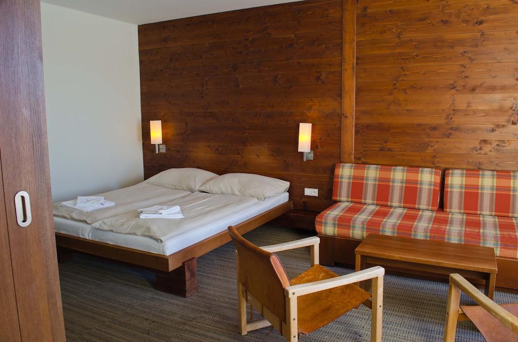 Hotel Adam Špindlerŭv Mlýn Habitación foto